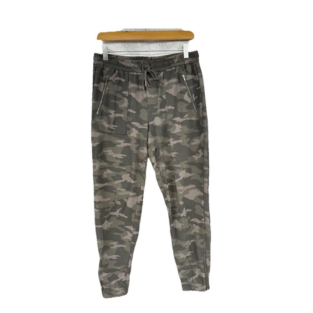 ATHLETA Farallon Jogger Women's 6 Black Olive Camo Travel Lifestyle Pant Cotton